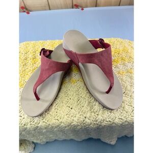 FitFlop Lulu Canvas Red Thong Sandals Womens 9 Microwobbleboard H12-203